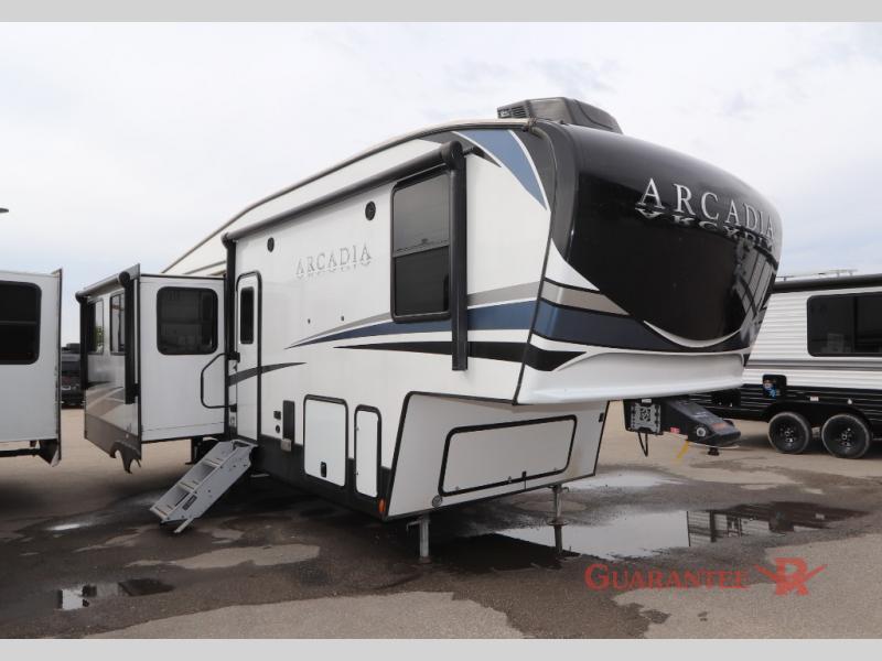 Used 2023 Keystone RV Arcadia Super Lite 332SLRL display photo