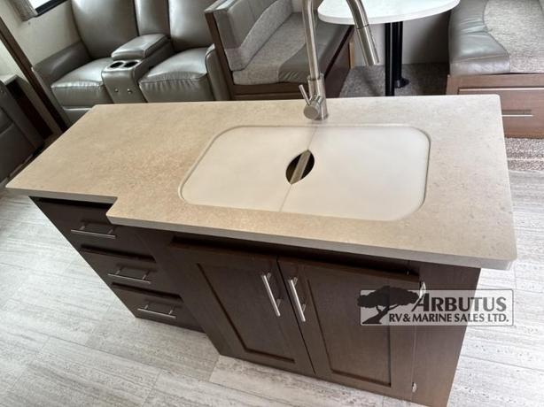 Used 2018 Forest River RV Impression 280RL image 6