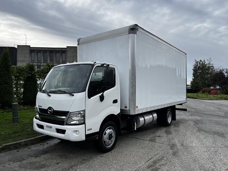 2018 Hino 195 16 Foot Cube Van 3 Seater Diesel display photo