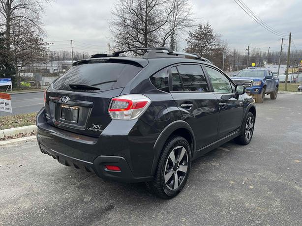 2014 Subaru XV Crosstrek Hybrid image 3