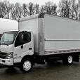 2018 Hino 195 16 Foot Cube Van 3-Seater Diesel with Power Lift Tailgate thumbnail image 5
