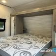 Used 2022 Dutchmen RV Kodiak SE 22SBH thumbnail image 7