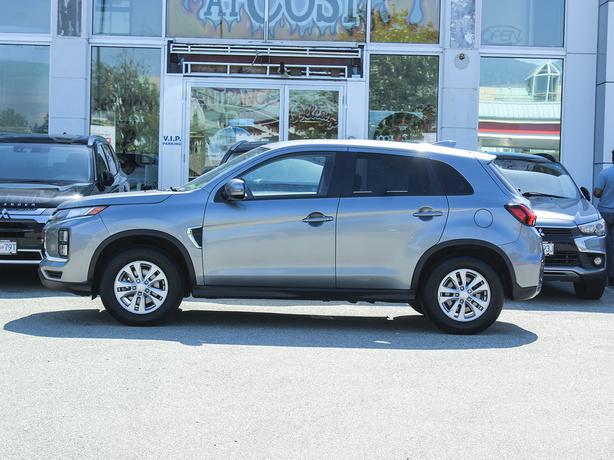 2022 Mitsubishi RVR SE AWC - Heated Seats, One Owner image 3