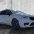 2024 Chrysler Pacifica Hybrid Limited | Premium S Appearance | DEMO | SAVE $7,37 thumbnail image 3