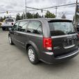 2016 Dodge Grand Caravan Value Package thumbnail image 3