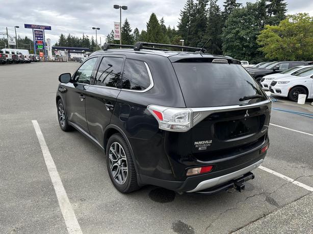 2015 Mitsubishi Outlander GT image 3