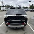 2015 Mitsubishi Outlander GT thumbnail image 4