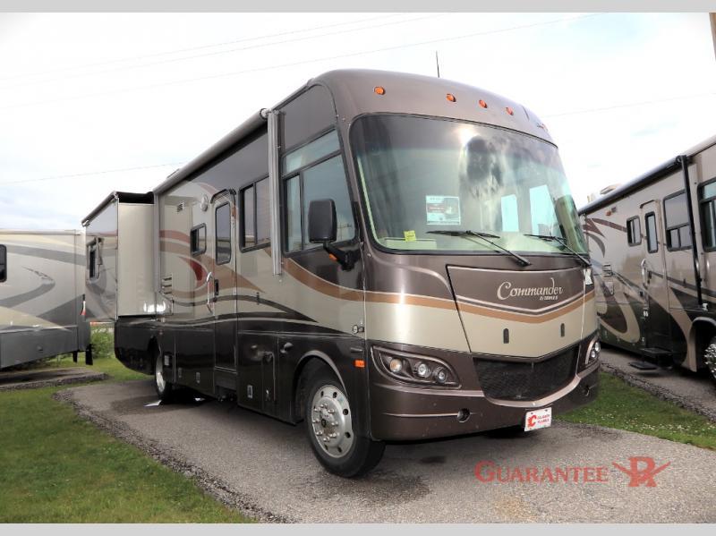 Used 2007 Triple E Commander 3202FB display photo