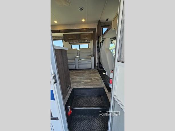 Used 2022 Gulf Stream RV Conquest Class C 6320 image 6
