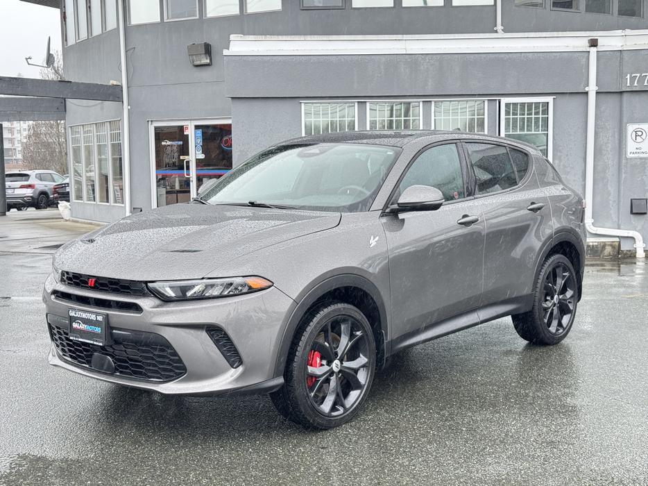 2023 Dodge Hornet GT Plus AWD- Memory Seat, Moonroof & SiriusXM display photo