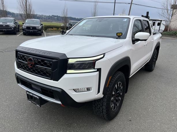 2023 Nissan Frontier Pro-4x image 3