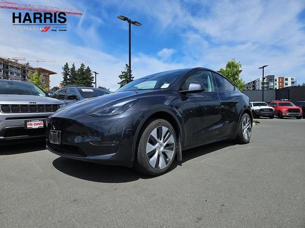 2024 Tesla Model Y 2WD Sport Utility | One Owner | No Reported Accidents! image 1