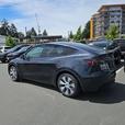 2024 Tesla Model Y 2WD Sport Utility | One Owner | No Reported Accidents! thumbnail image 4