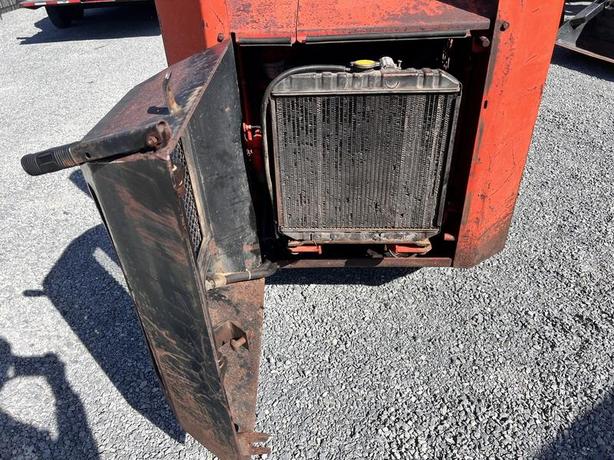 1982 Thomas Equipment 9208-133 image 7