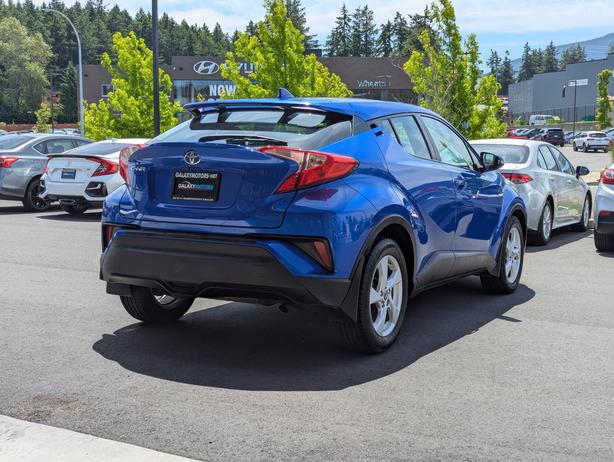 2018 Toyota C-HR XLE - No Accidents, Heated Seats image 6