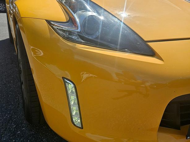 2019 Nissan  370Z Coupe Heritage Edition image 6