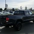 2022 Toyota Tacoma V6 thumbnail image 6