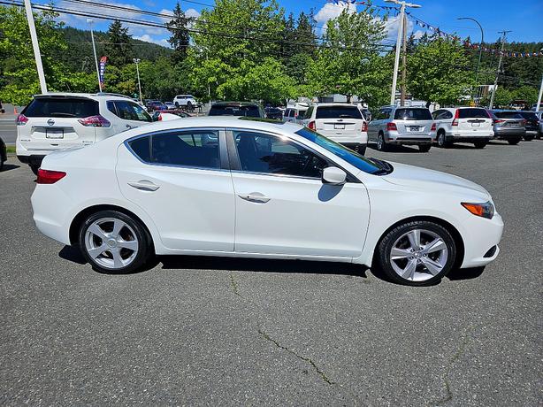 2015 Acura  ILX image 4