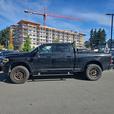 2019 RAM 3500 Laramie 4x4 Crew Cab 6'4 Box | Power Sunroof! thumbnail image 3