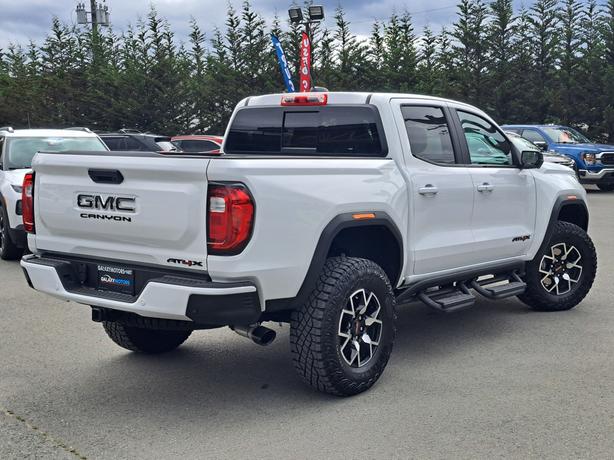 2024 GMC Canyon AT4X image 6