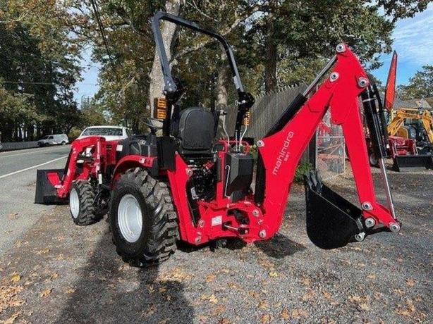 2024 Mahindra 2100 series 2126 HST image 4