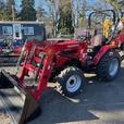 2024 Mahindra 2600 Series 2638 HST thumbnail image 2