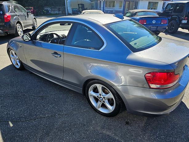 2011 BMW  128i image 4