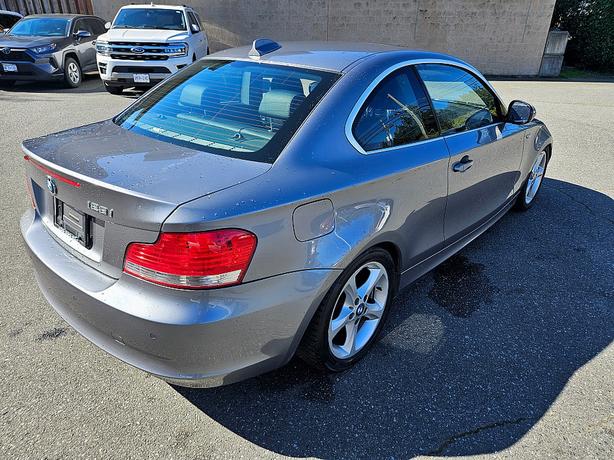 2011 BMW  128i image 6