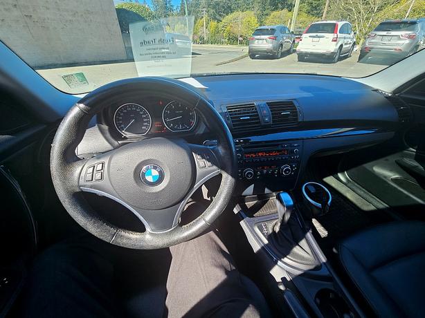2011 BMW  128i image 8