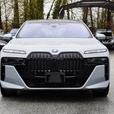 2023 BMW i7 xDrive60 - No Accidents, One Owner! thumbnail image 7