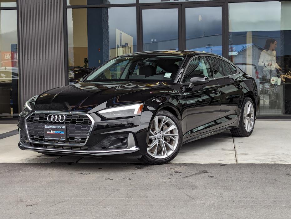 2021 Audi A5 quattro display photo