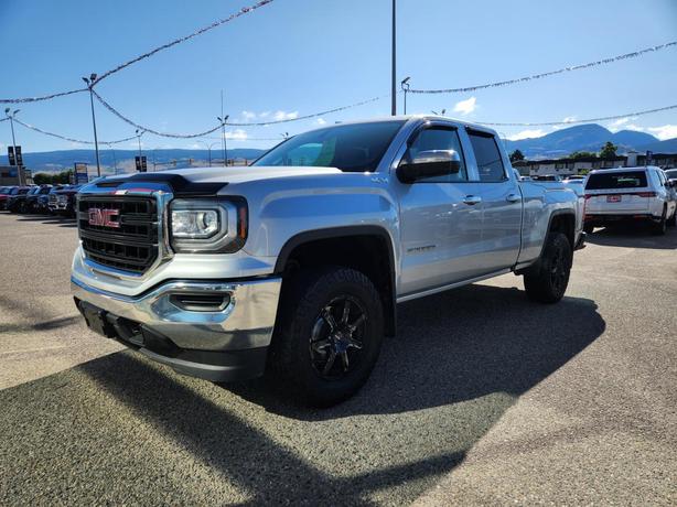 2019 GMC Sierra 1500 BASE image 1