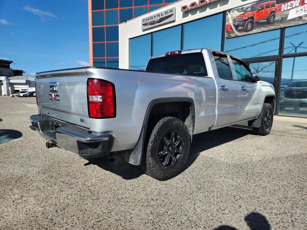2019 GMC Sierra 1500 BASE image 3