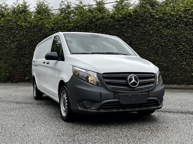 2023 Mercedes-Benz Metris Cargo Van image 2
