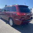 2010 Toyota Sienna 7 Passenger Van  FWD thumbnail image 3