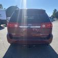 2010 Toyota Sienna 7 Passenger Van  FWD thumbnail image 4
