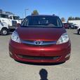 2010 Toyota Sienna 7 Passenger Van  FWD thumbnail image 8