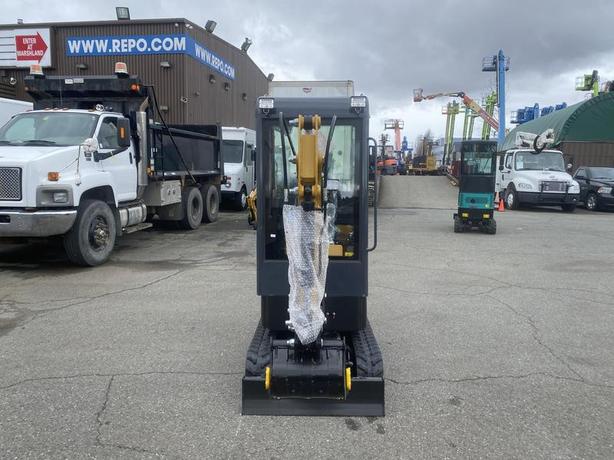 2024 AGT Industrial H13R Mini Excavator 420CC Gas Engine (New) image 7