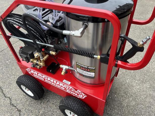 2024 Easy Kleen Magnum 4000 Hot Water Pressure Washer image 2