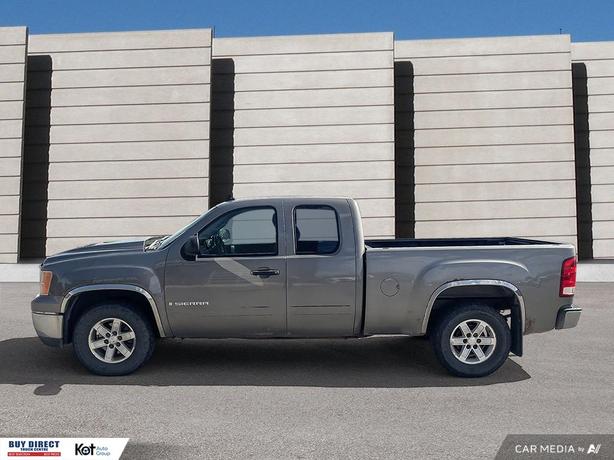 2007 GMC Sierra 1500 SLE AUTO, KEYLESS ENTRY, FABRIC SEATS, AUTO WINDOWS, WHEEL  image 3