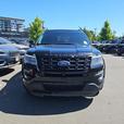 2016 Ford Explorer Sport 4WD | No Reported Accidents! thumbnail image 2