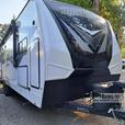 Used 2023 Grand Design Momentum G-Class 32G thumbnail image