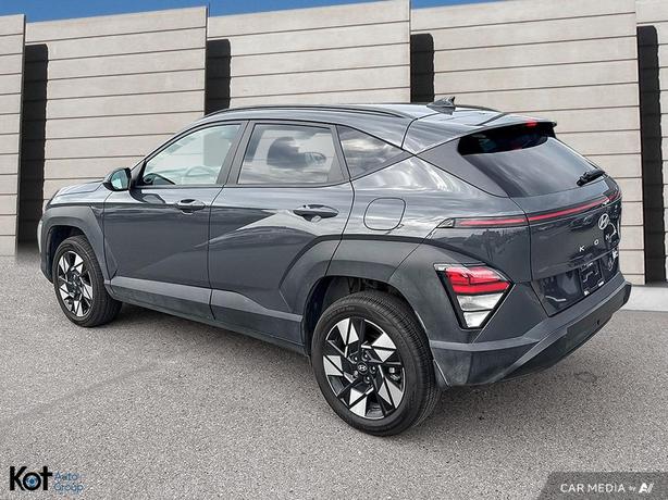 2024 Hyundai Kona Preferred ONE OWNER! NO ACCIDENT! image 4