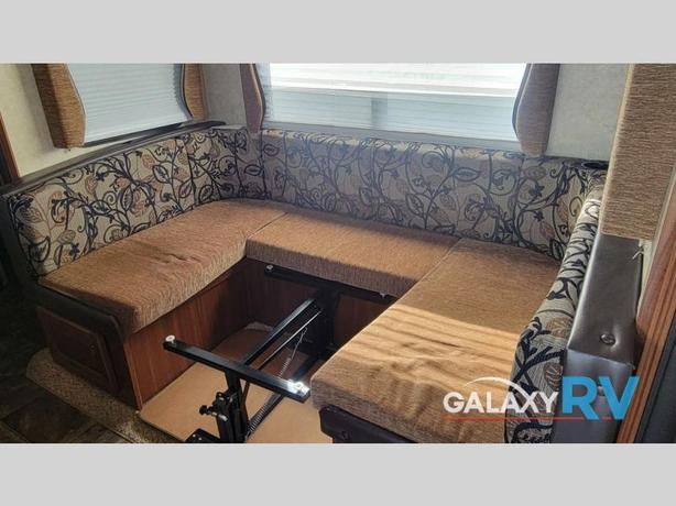 Used 2014 Keystone RV Cougar Half-Ton Series 19RBEWE image 8