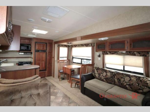 Used 2012 Dutchmen RV Denali 290RKS image 7