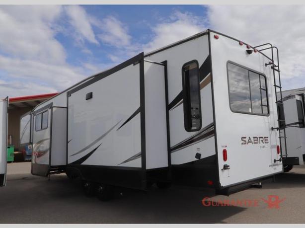 Used 2021 Forest River RV Sabre 36BHQ image 4