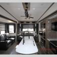 Used 2021 Forest River RV Sabre 36BHQ thumbnail image 7