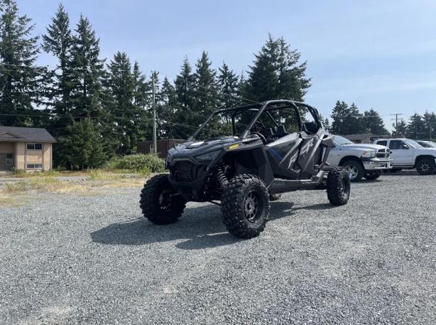 2023 POLARIS RZR 1000 image 2