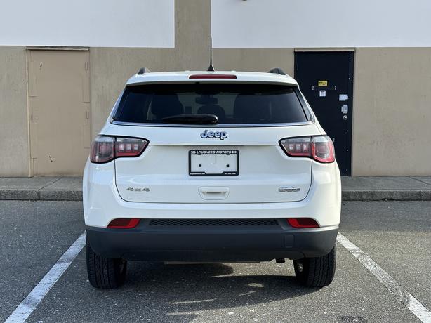 2018 Jeep Compass image 7