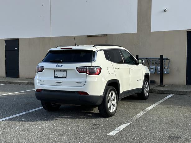 2018 Jeep Compass image 8